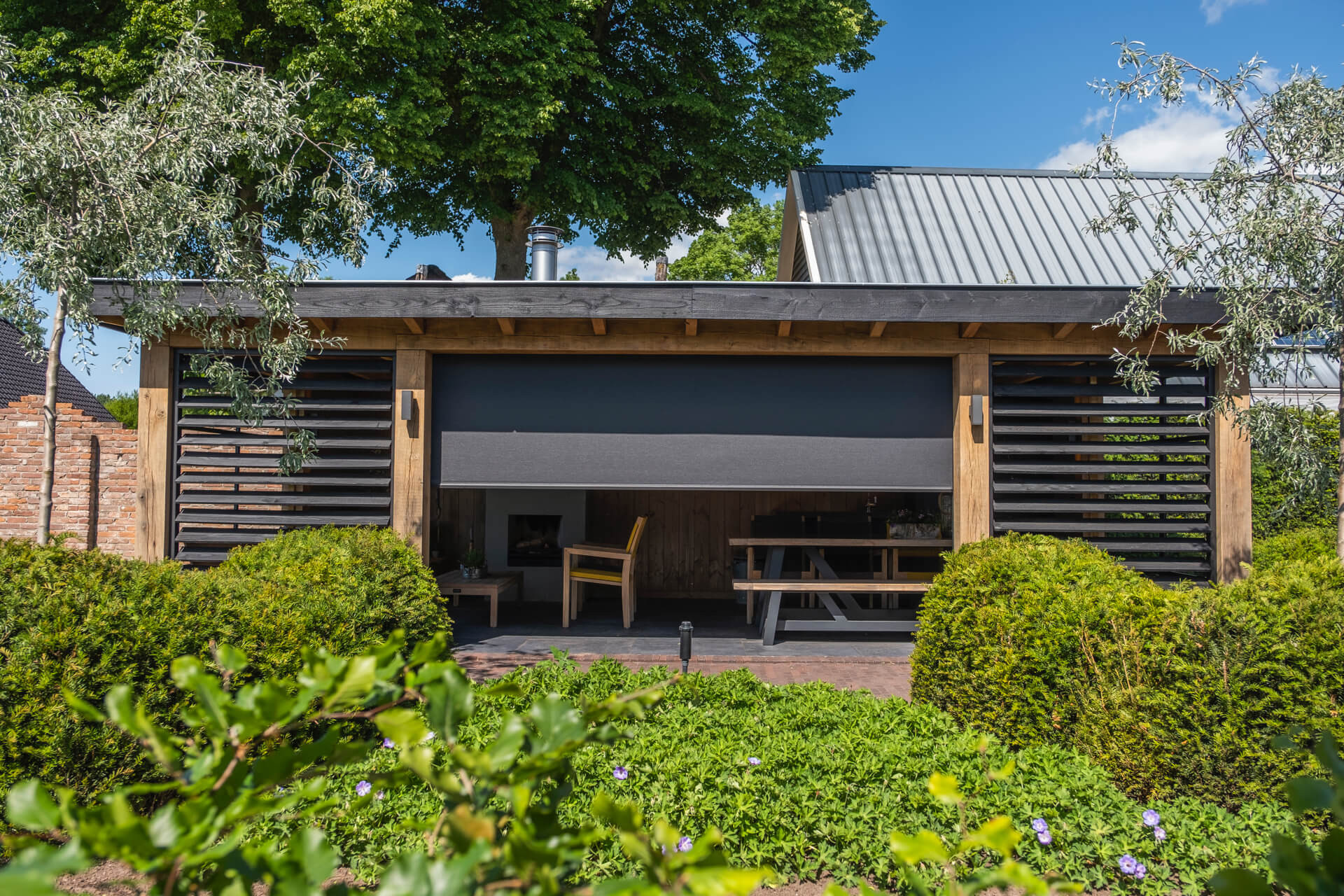 Ritsscreens-zonwering-overkapping-SunCircle