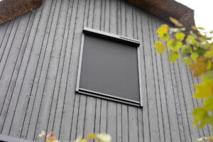 SunCircle - Somfy Solar - G110 Paneel op Kast